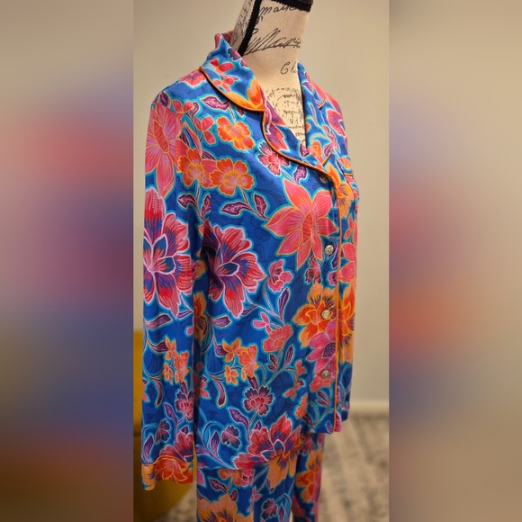 Johnny Was Vibrant Floral Pajama Set, Size XS. - Picture 10 of 16